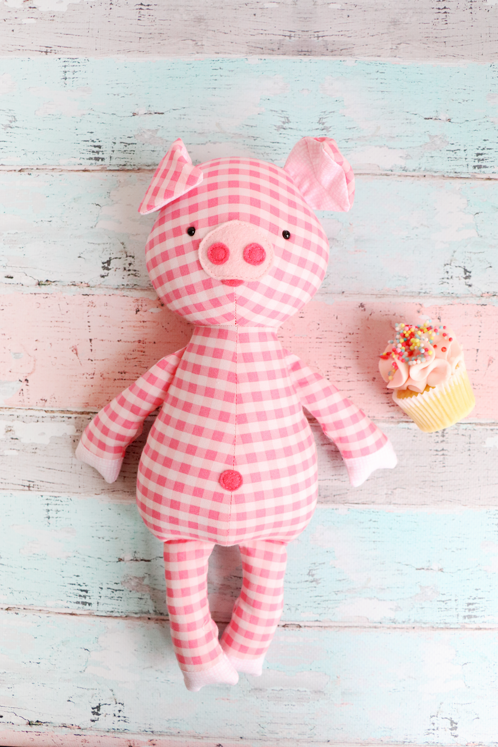 Pig Sewing pattern: This Little Piggy