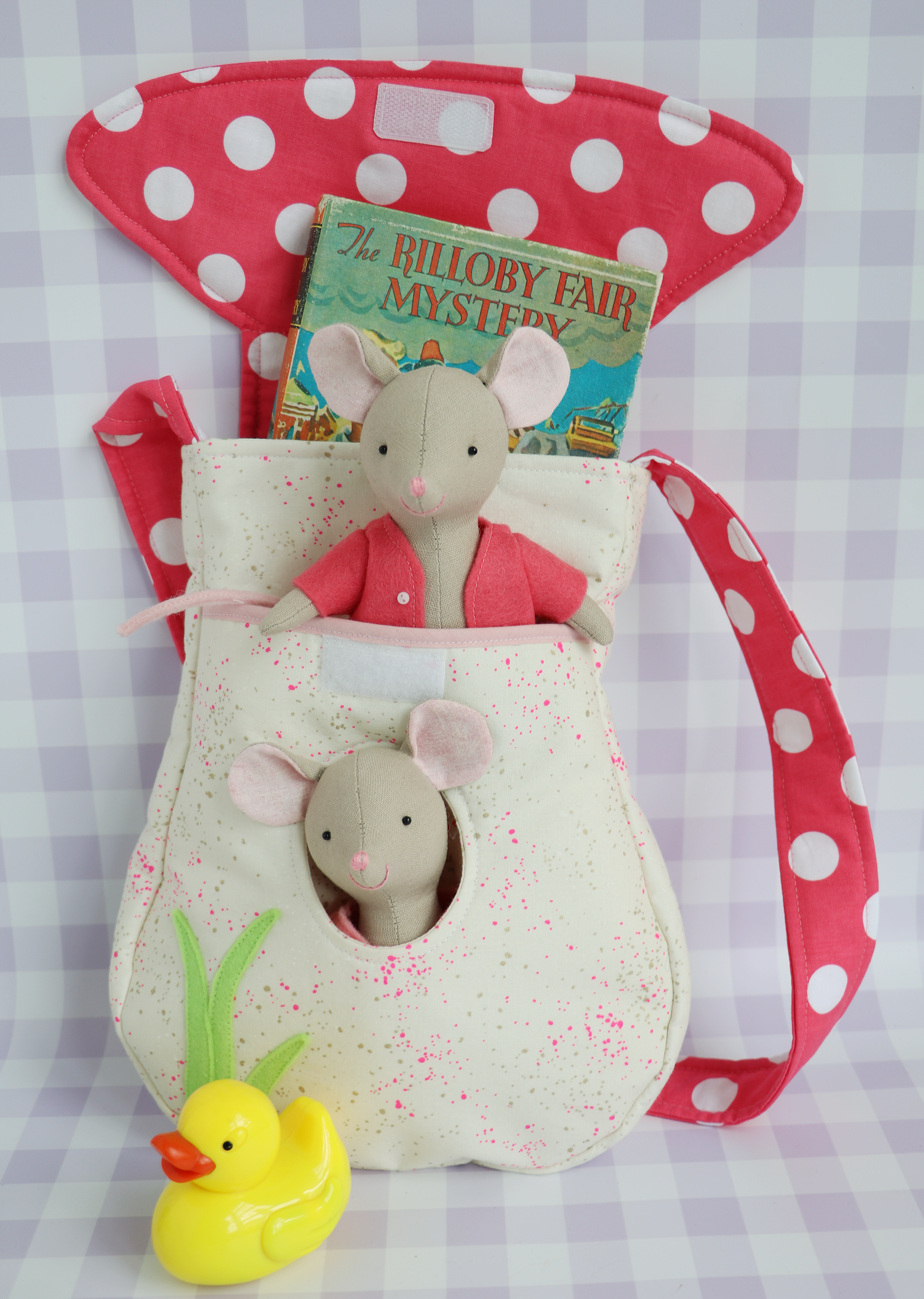 Lolli's Mushroom House : mouse and bag sewing pattern