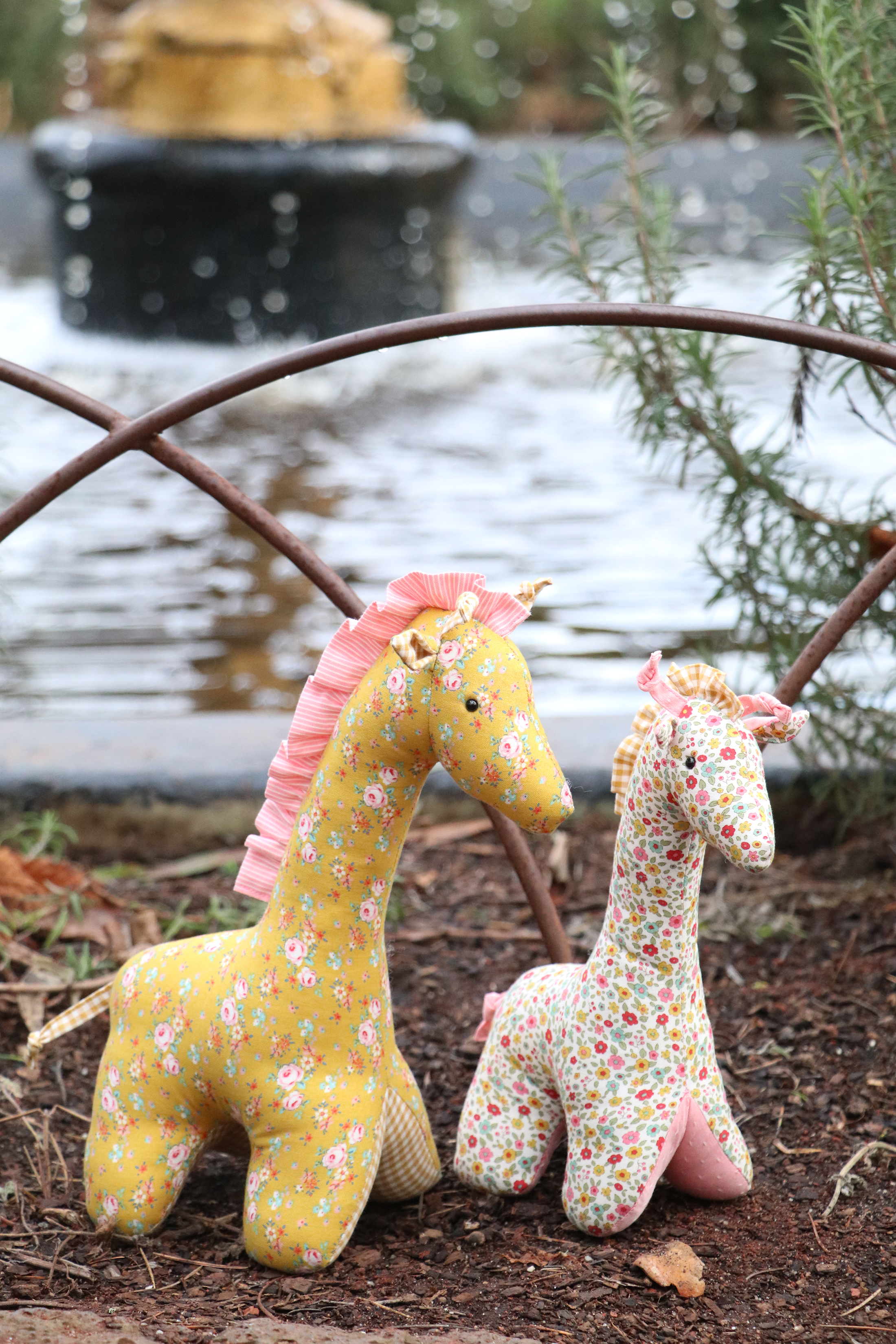 Flannery & Ferg: giraffe sewing pattern