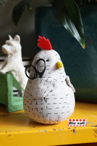 Chicken caddy: chicken pincushion softie