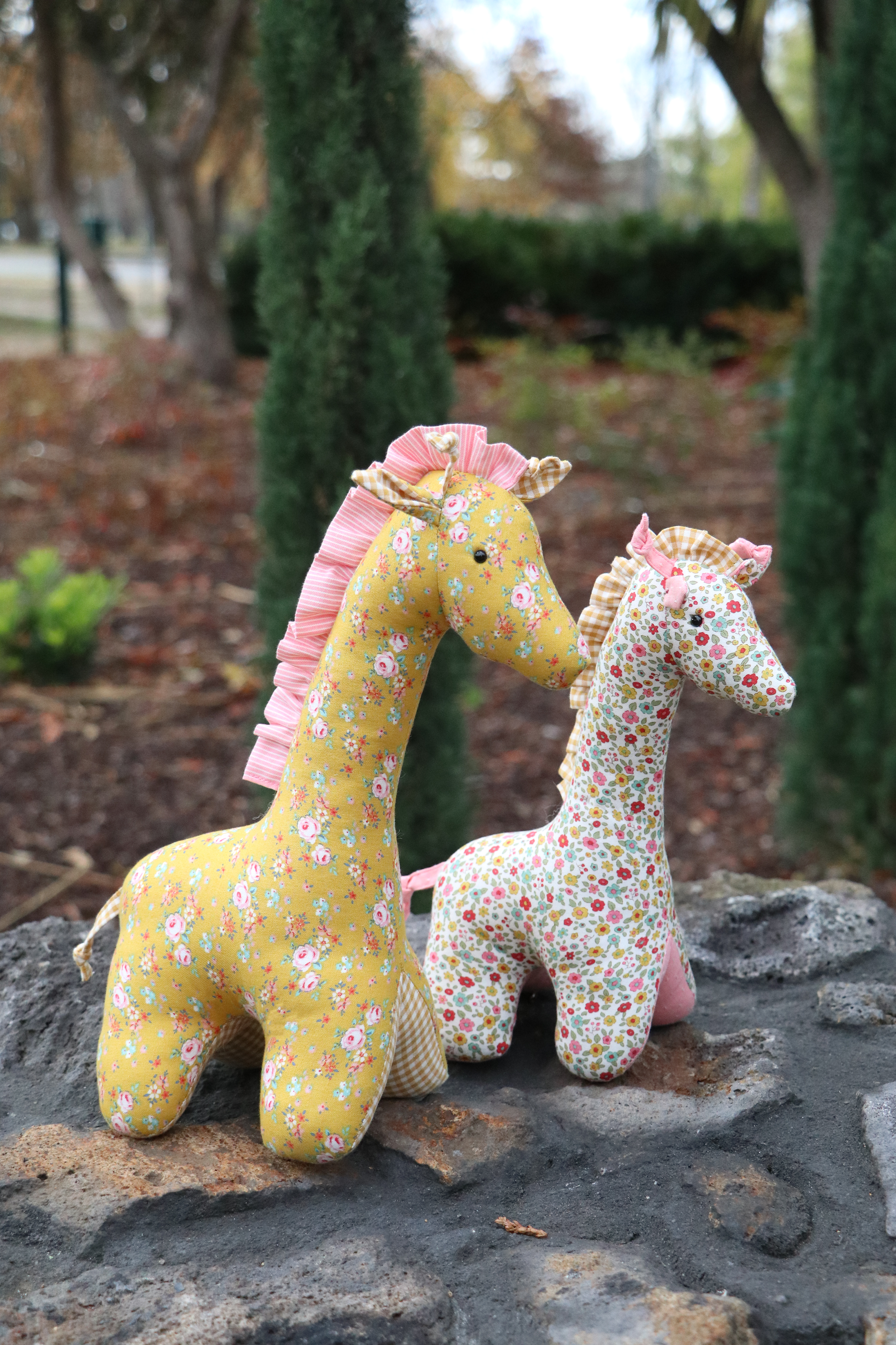 Flannery & Ferg: giraffe sewing pattern