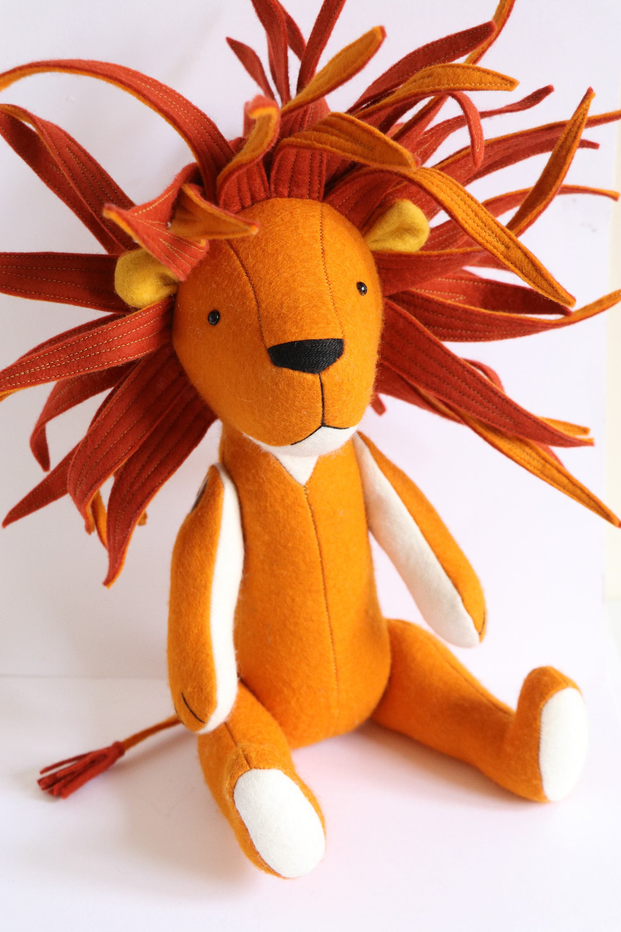 Frankie & Dee: lion sewing pattern with clothes