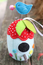 Load image into Gallery viewer, felt pincushion sewing pattern
