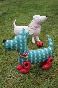 Sally & Smith : Sausage dog and Scotty Dog sewing pattern