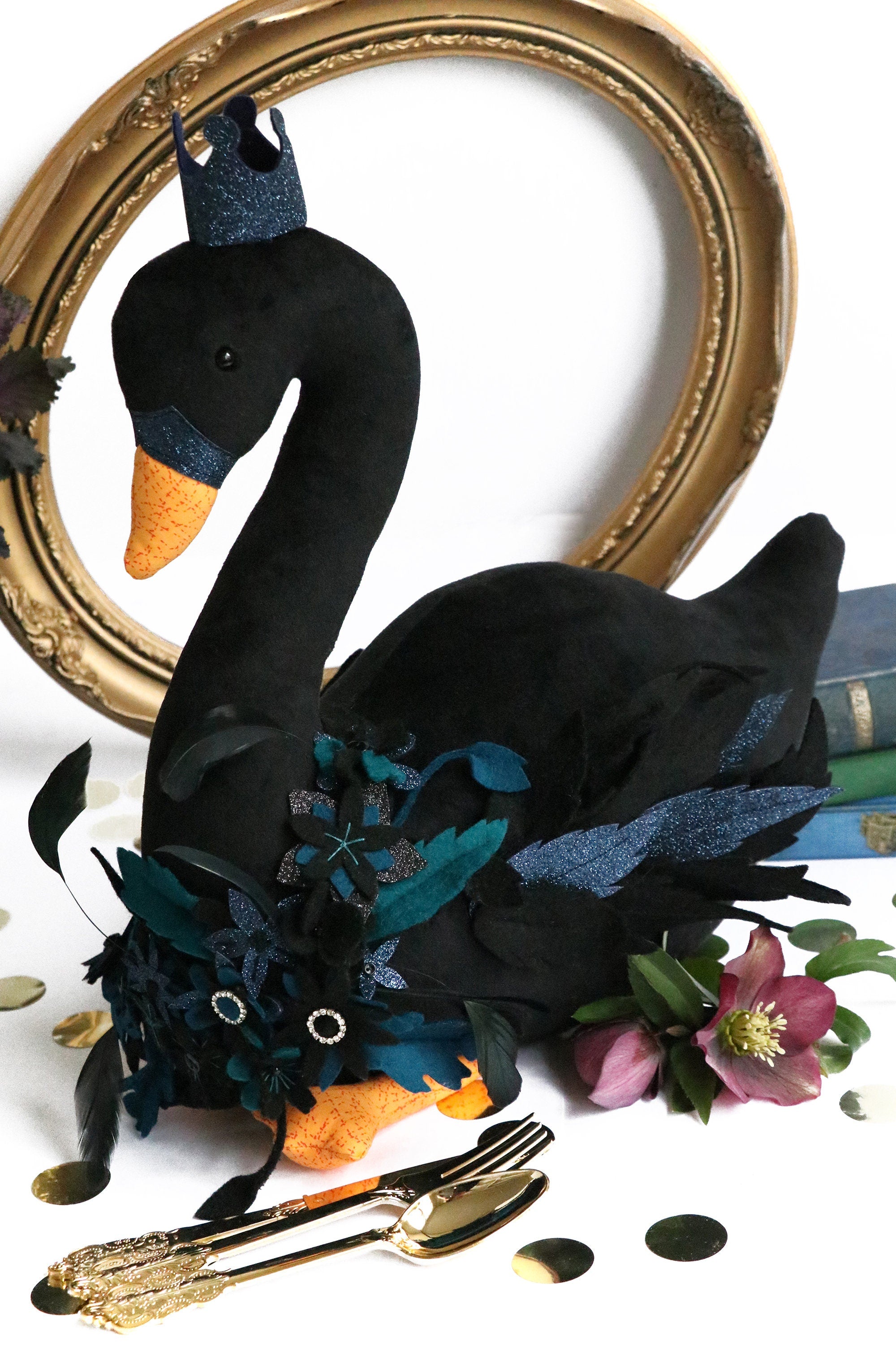 Swan Party: Swan Sewing pattern