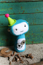 Load image into Gallery viewer, Little Bot : Robot sewing pattern
