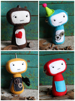 Load image into Gallery viewer, Little Bot : Robot sewing pattern
