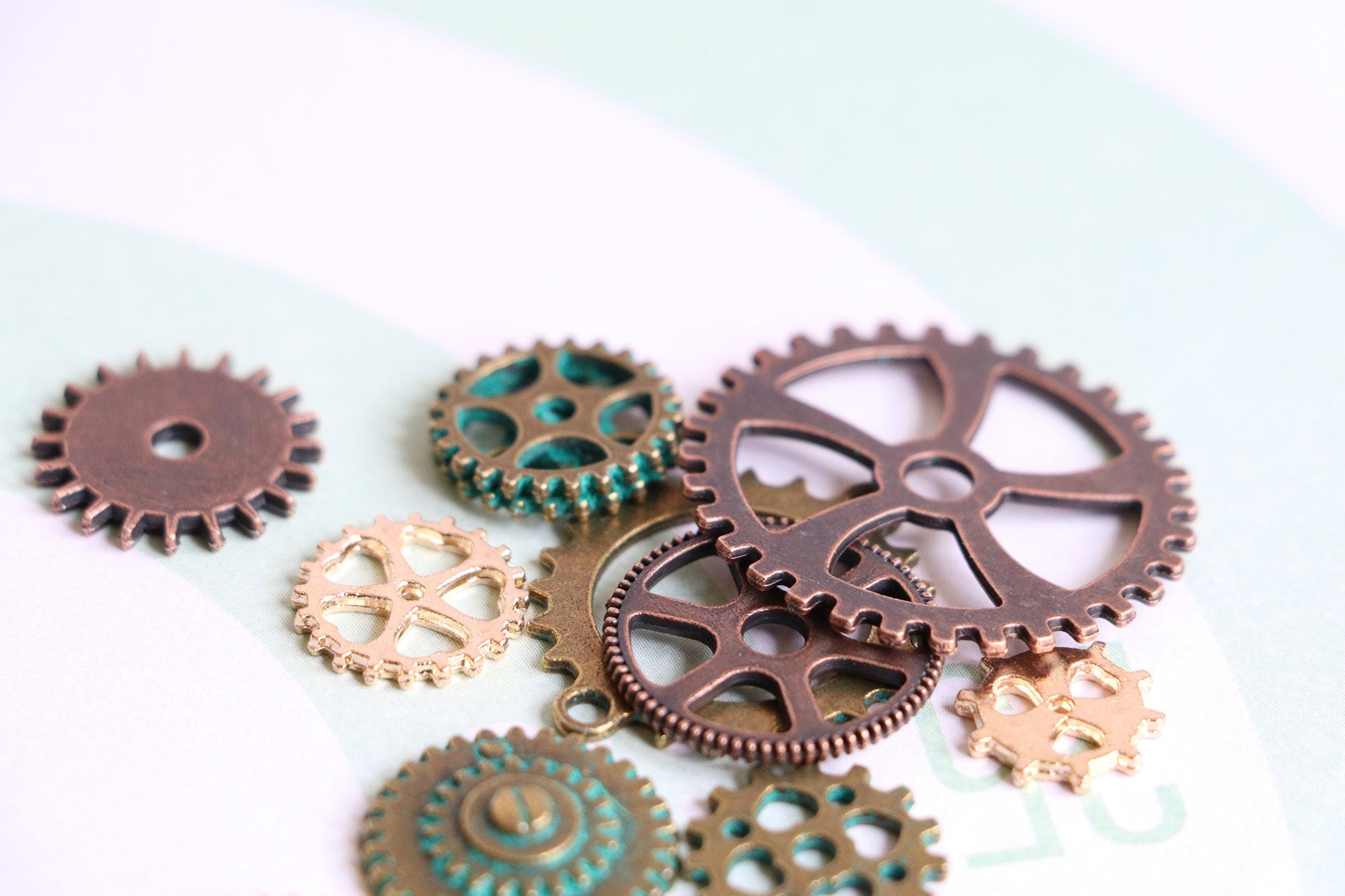 Robot gears,  clock parts, metal embellishments, steam punk, watch parts steampunk cogs, metal findings , metal wheels