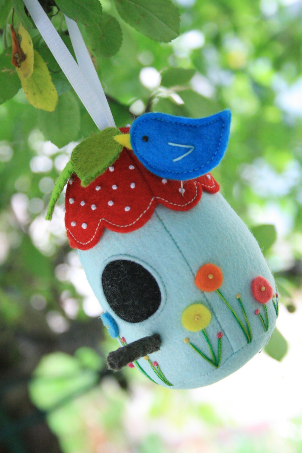 felt birdhouse shaped pincushion